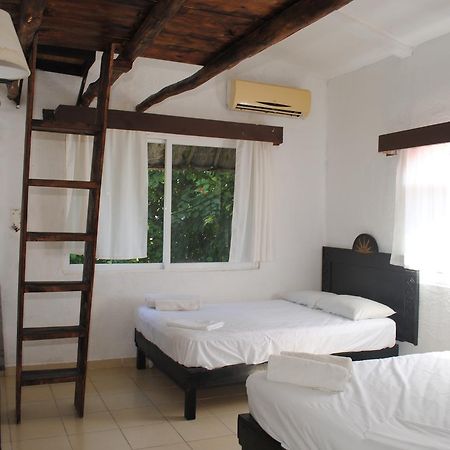 Lobo Inn Tulum ตูลุม ภายนอก รูปภาพ